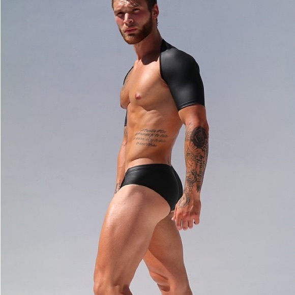 Rufskin Other - Ruffskin Size M/L Large Sports Sleeves Shirt Top